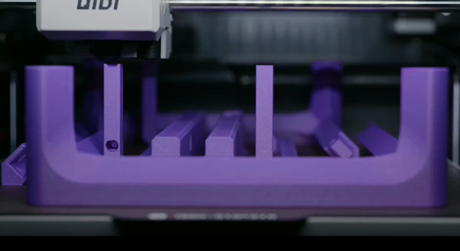 A high-performance 3D printer actually uses purple 3D printing consumables for printing work